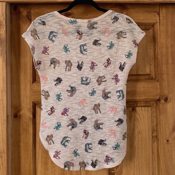 Ginger G knit curved hem elephants top size Small - Picture 3 of 9